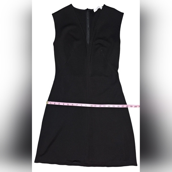 Everlane Black Sleeveless Fit & Flare V-Neck Stretch Dress Sz 6 - Picture 10 of 15